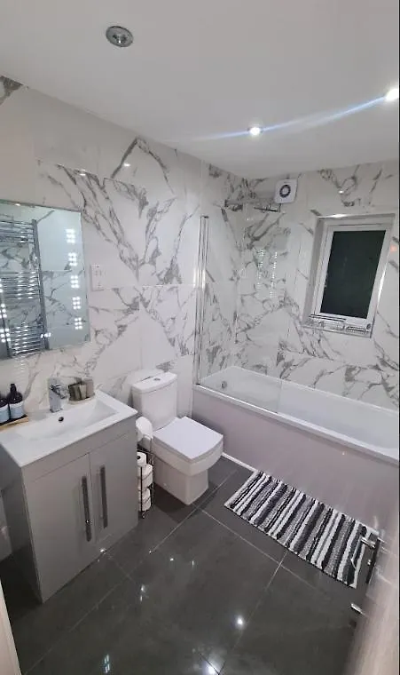 Stylish 3-Bed Executive Home Chislehurst, Br7 Lägenhet